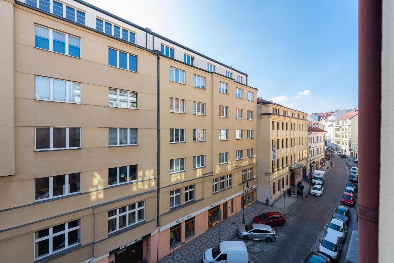 Crystal Apartment براغ المظهر الخارجي الصورة