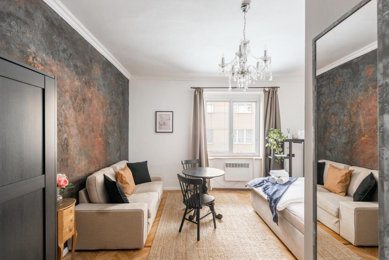 Crystal Apartment براغ المظهر الخارجي الصورة
